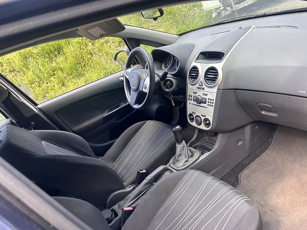 Opel Automobili: Opel Corsa ab MFK 11.6.26 – Usato da Mülenen venduto da Jetmir019 4