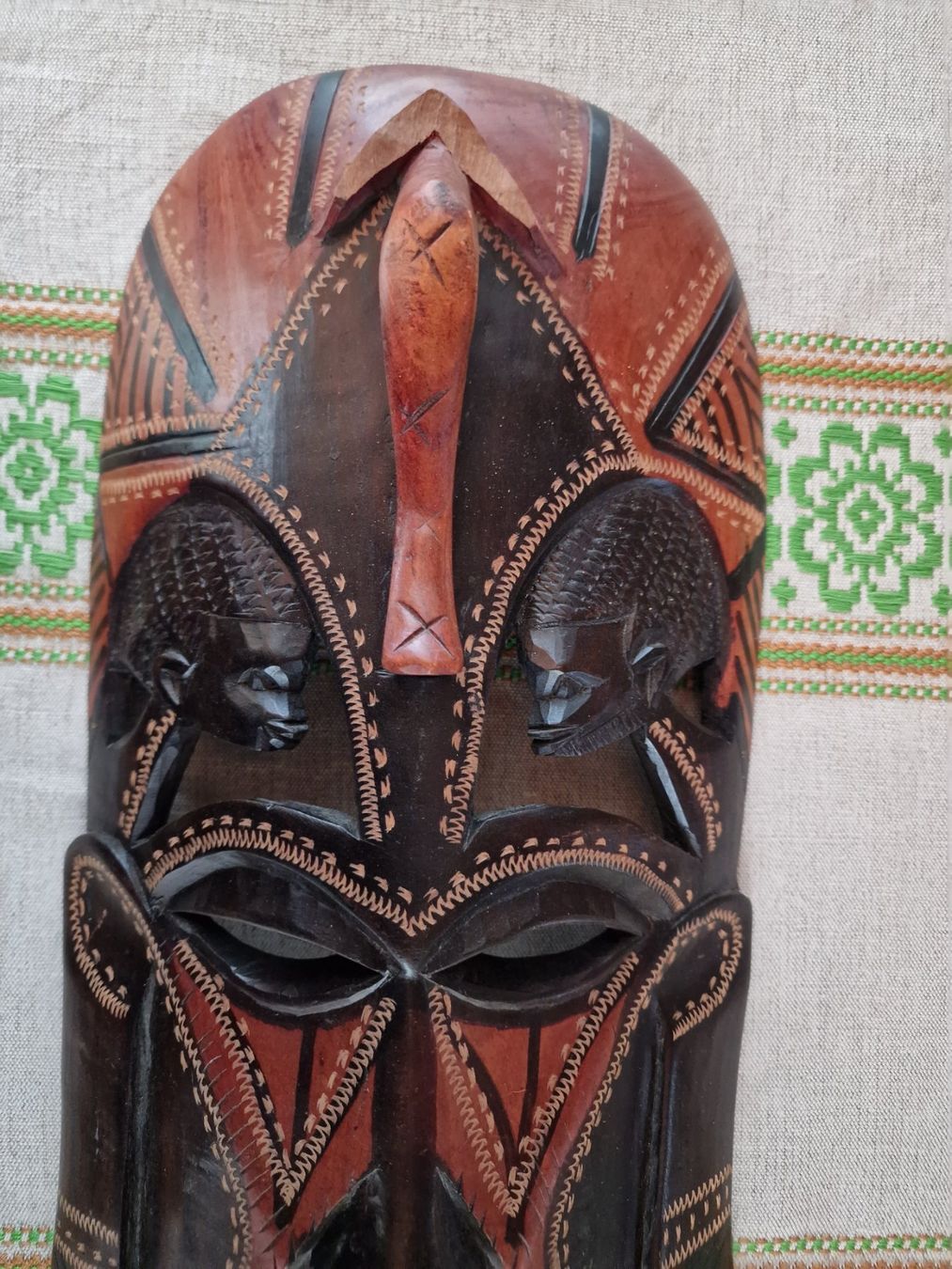Internationale Kunst: Holzmaske und Holzbesteck aus Afrika – Gebraucht aus Röthenbach i. E. von Heureka5 1