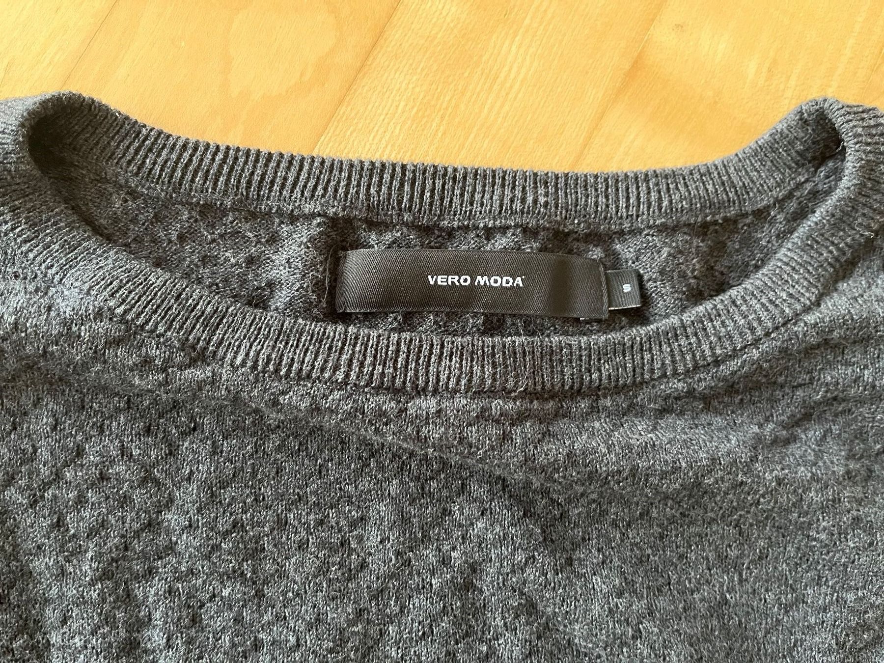 Maglioni & Felpe: Dünner Pullover von Vero Moda in Gr. S, anthrazit – Usato da Wetzikon ZH venduto da jusc710 1
