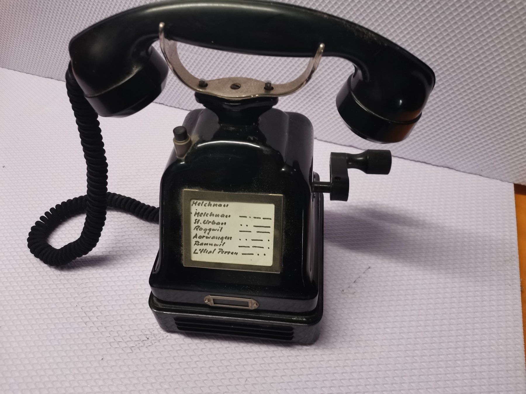 Telefoni: Telefon mit Kurbelinduktor – Usato da Seftigen venduto da Pluto08