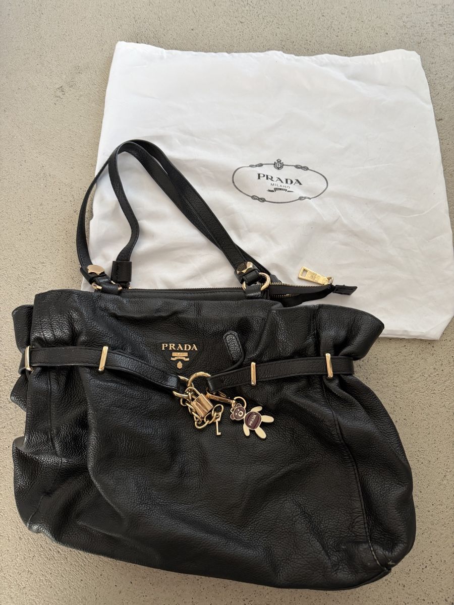 Prada Sacs femmes: Handtasche – D'occasion à Wollerau par shoppingqueen18 1