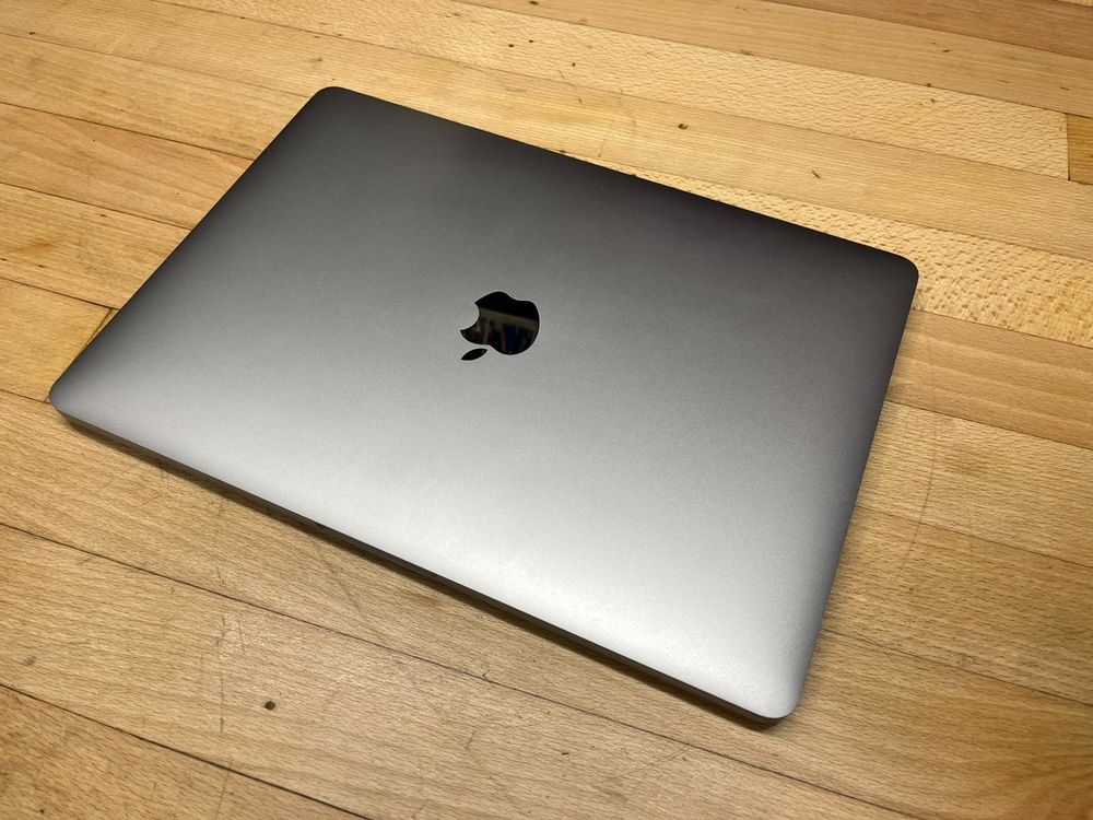 Ordinateur portable Apple MacBook Pro Touch Bar 2020 13 pouces 256