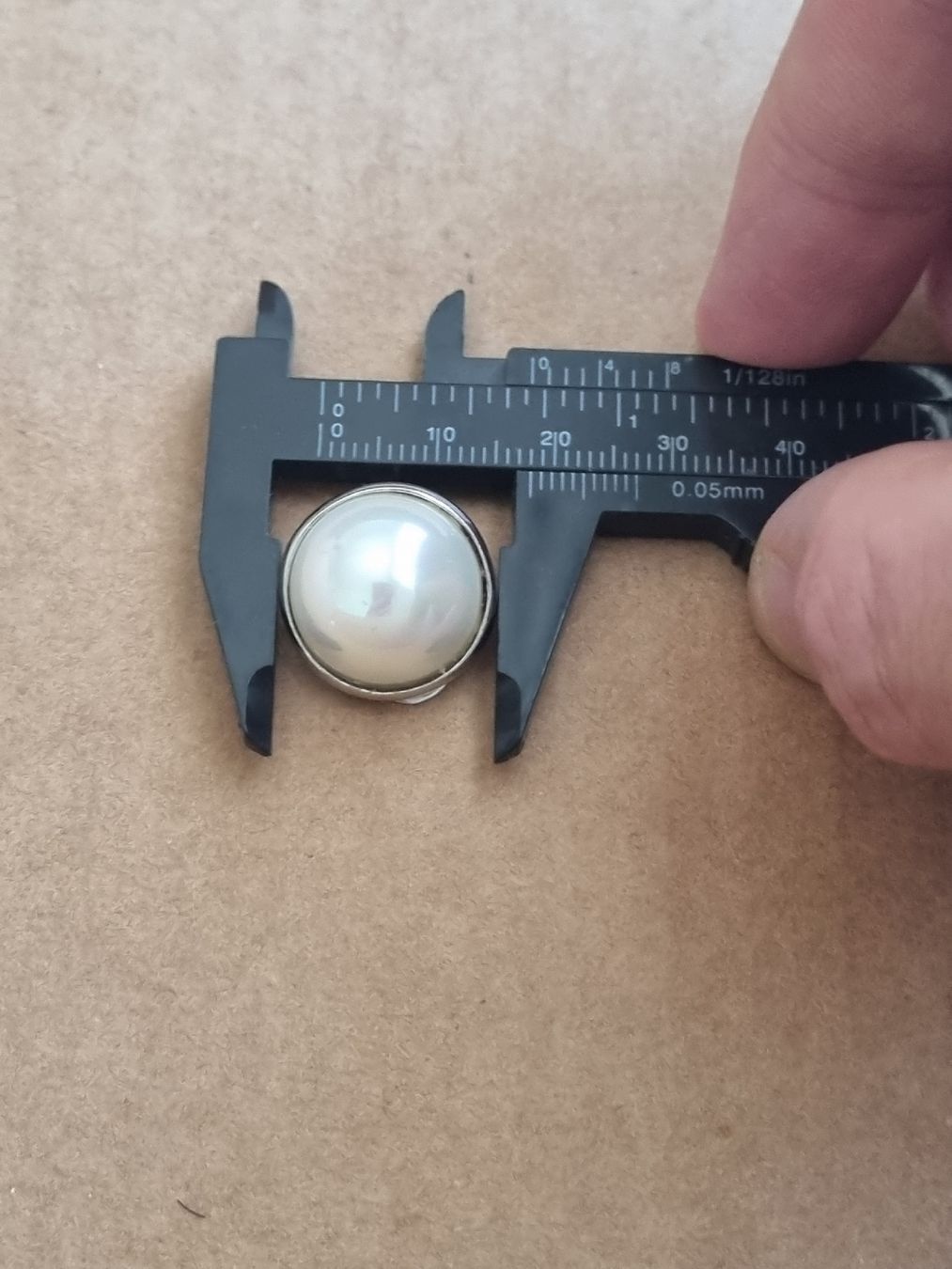 Ohrringe & -stecker: Elegante Ohrclips  Silber 925 – Gebraucht aus Schaffhausen von Leveron13 3