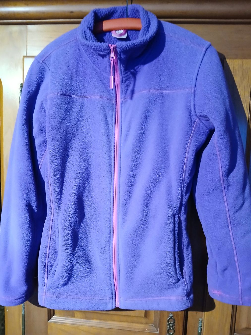 Jacken: Faserpelzjacke – Gebraucht aus Boswil von Aludo