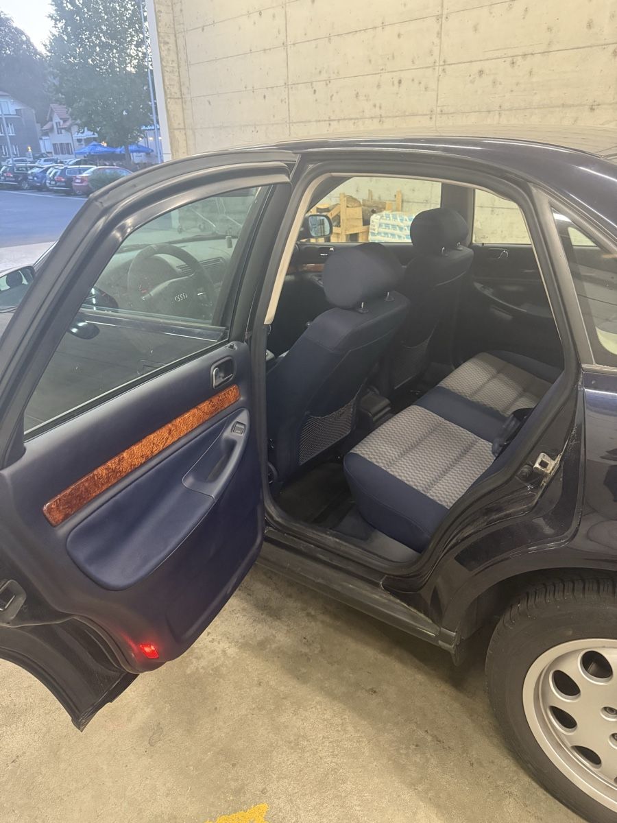 Audi Autos: Audi A4B5 2.4L ab 1sfr. – Defekt aus Gontenschwil von Ilic_a.98 4