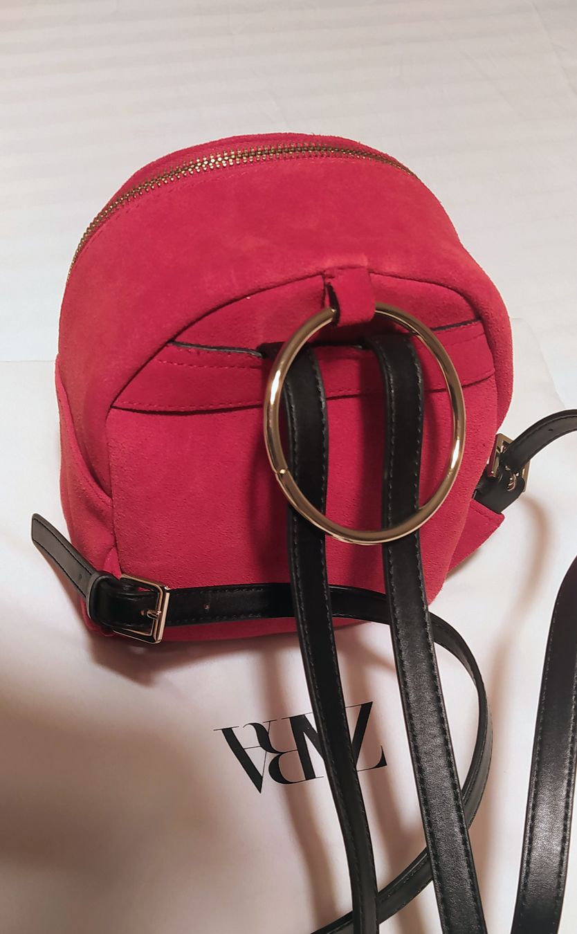 Zaini: Red Suede Mini Backpack – Nuovo (secondo la descrizione) da Basel venduto da beg_6v7r 1