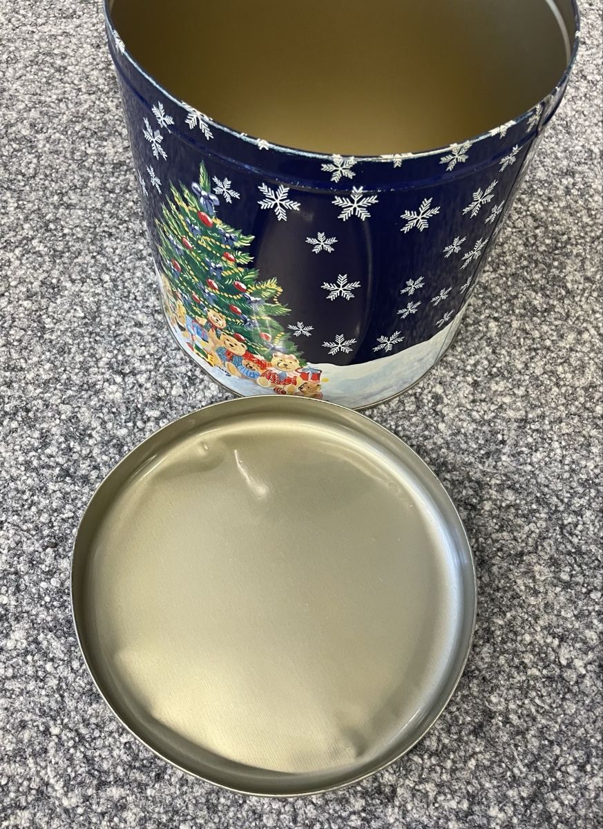 Zuckerdosen: Weihnachts Blechdose mit Deckel Gross – Gebraucht aus Au ZH von Jaggy4 1