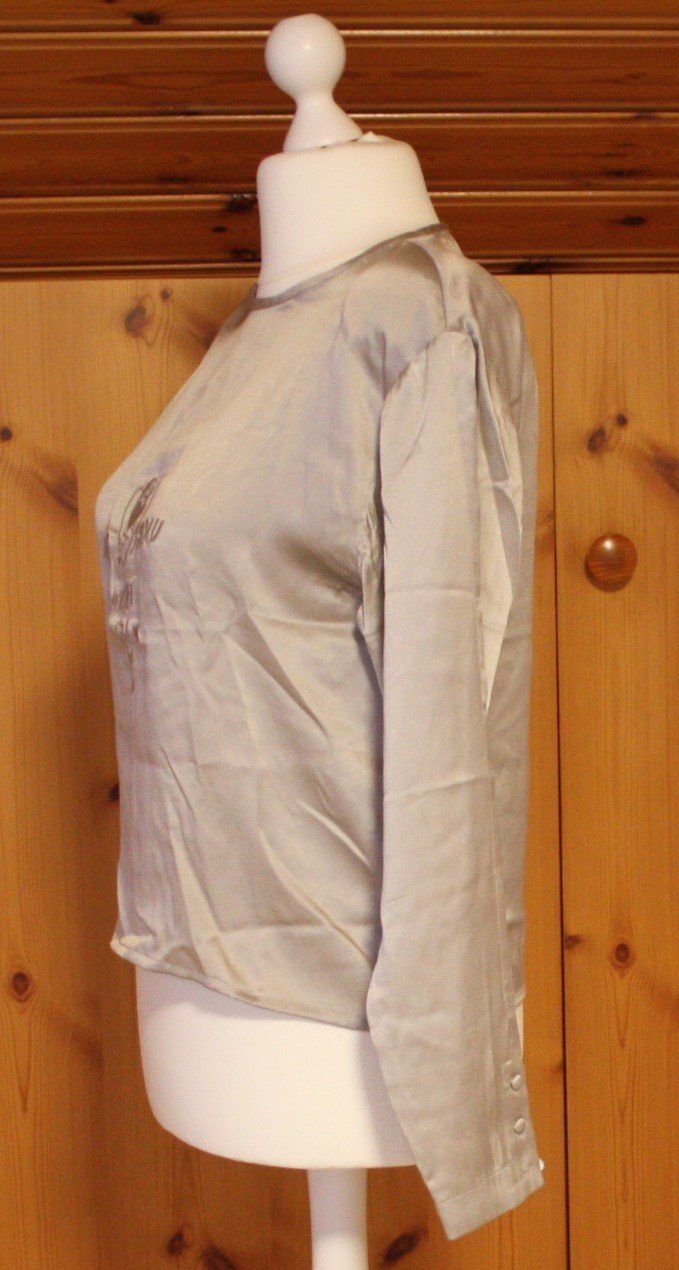 Camicette: Bluse ADVANCE Seide grau/silber Gr. M – Usato da Flüelen venduto da Diversicum-Vintage 3