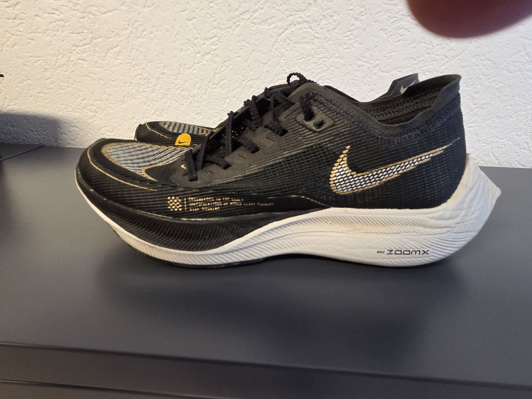 Nike Scarpe da uomo: Nike ZoomX Vaporfly Next 2 – Usato da Studen BE venduto da Moritz59