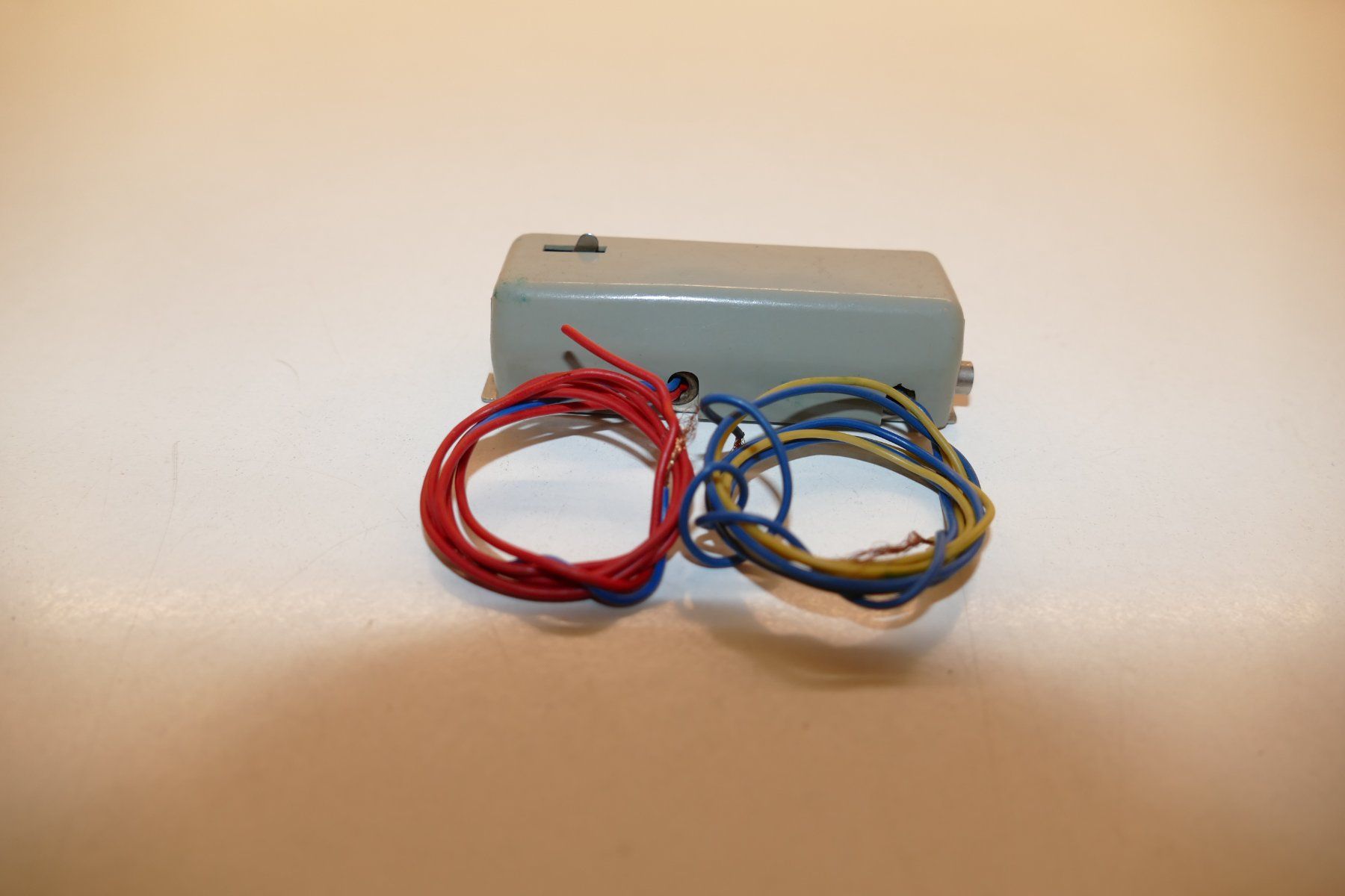 Märklin Modellini di ferrovie: Märklin H0: Universal Fernschalter – Usato da Niederhasli venduto da rail-duerst 1