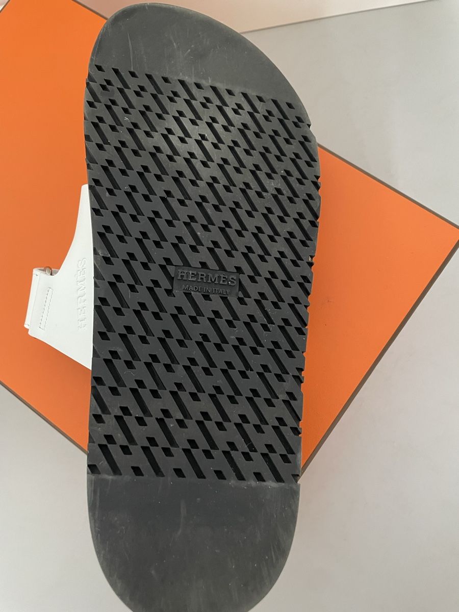 Hermès Damenschuhe: Hermès Chypre Sandalen weiss - Gr. 40 – Gebraucht aus Brugg AG von Elle_1 7