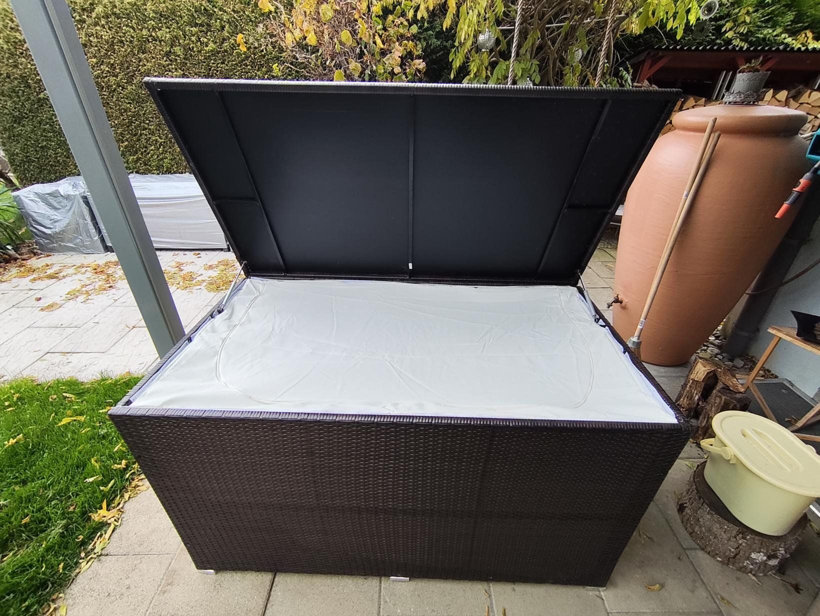 Box contenitori: Ratan Kissenbox Gross – Usato da Schachen LU venduto da Gerggi 2