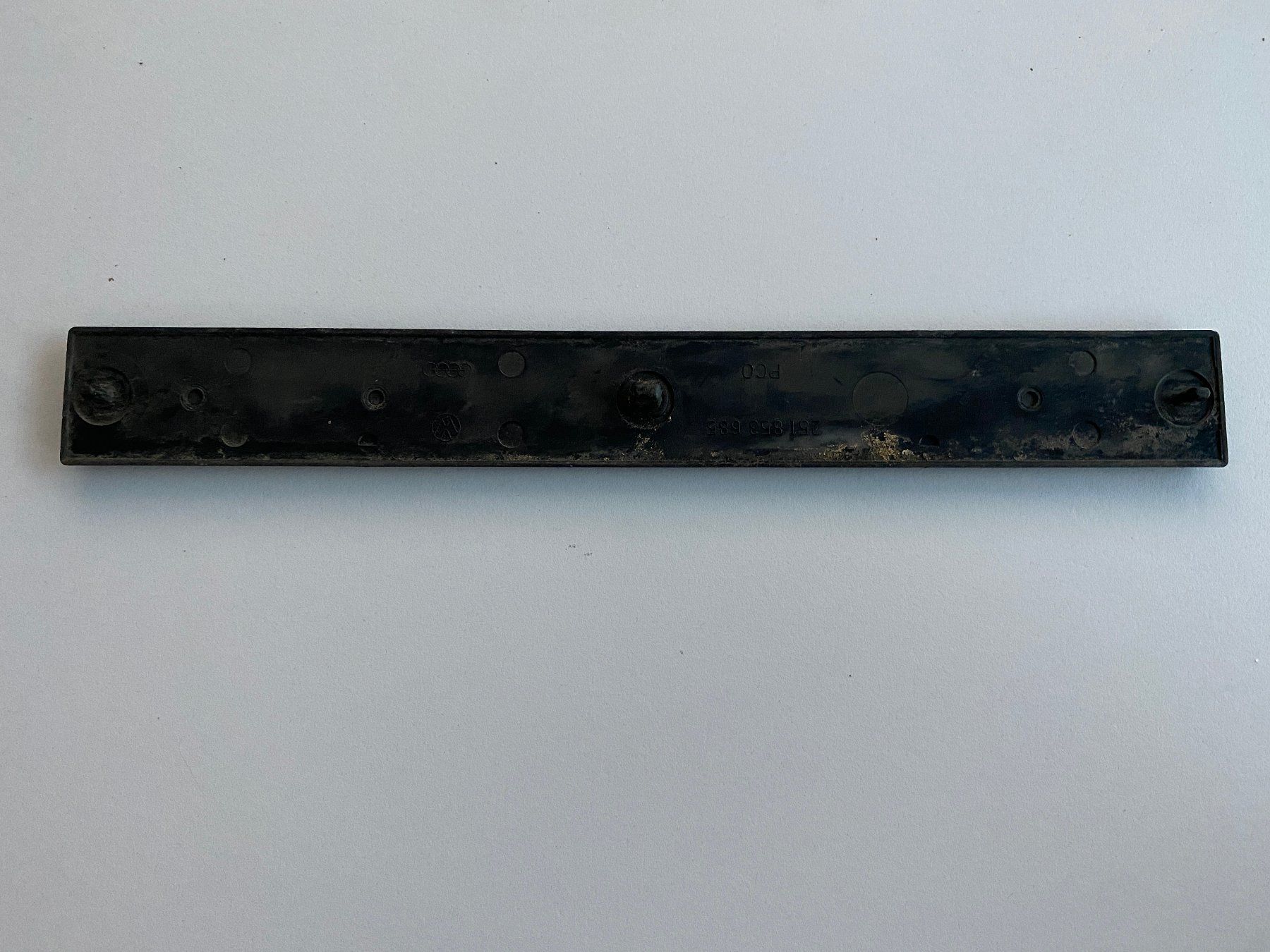VW Tutti pezzi di ricambio auto: VW Volkswagen Emblem – Usato da Alpnachstad venduto da Rucksack10 1