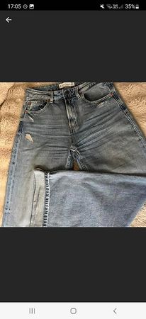 stradivarius high-waisted blue denim jeans relaxed fit