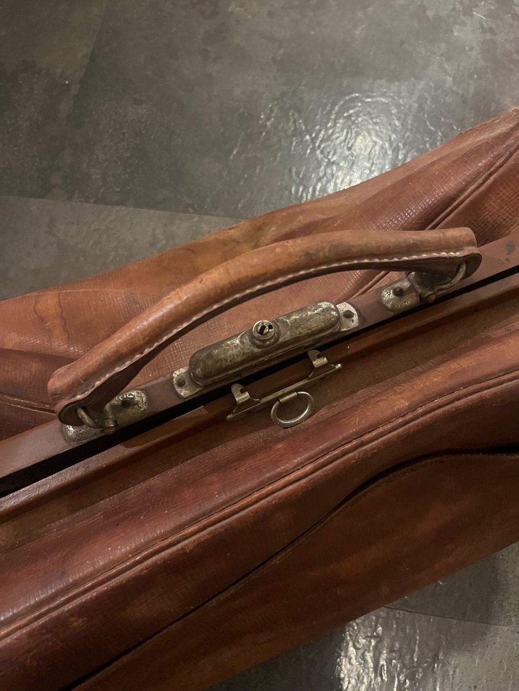 Borse: Alte Ledertasche – Usato da Lauterbrunnen venduto da jul_5jfm 2