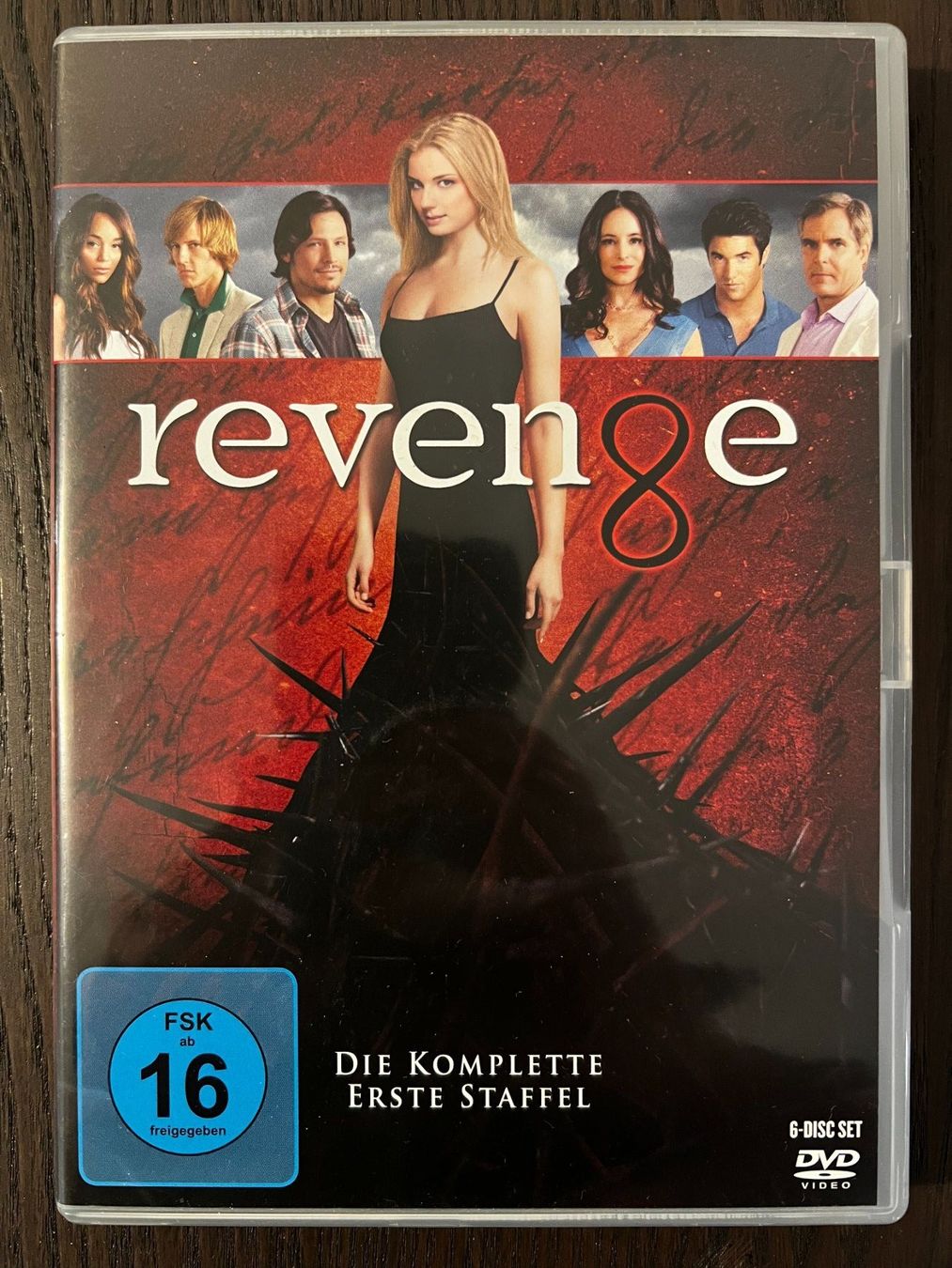 Tutti i DVDs: Revenge Staffel 1 – Usato da Zürich venduto da FilmFreunde