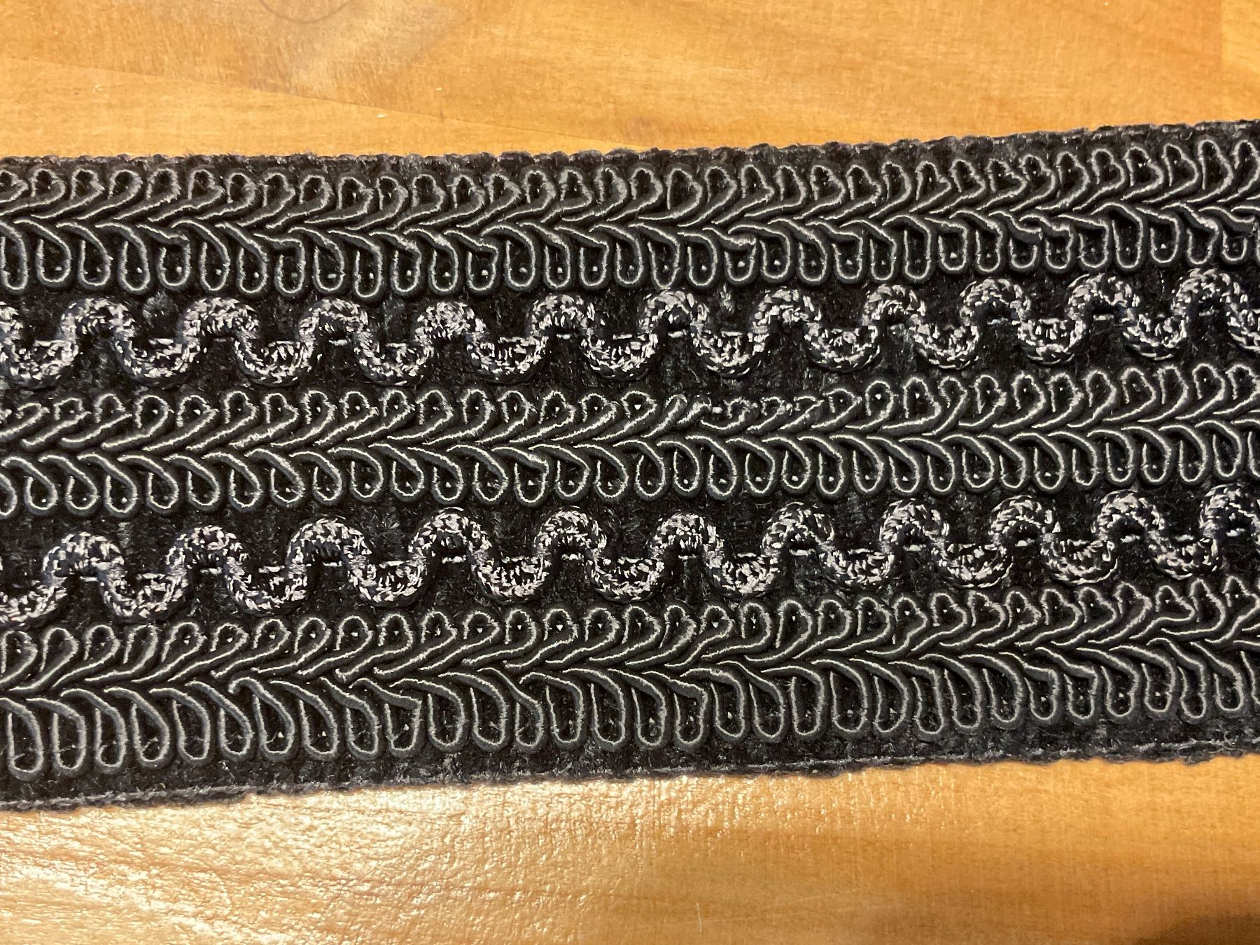 Tessuti: schwarze Spitzen Band leicht elastisch / 3 Meter – Usato da Rümlang venduto da euqinom16 1
