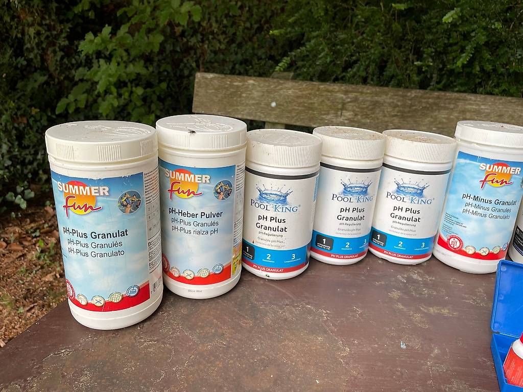 Piscine: Poolchemie divers und Messset – Usato da Oberhofen Thun'see venduto da Mw85 1
