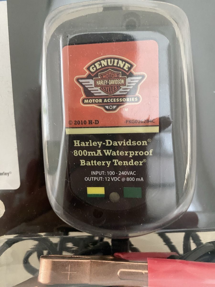Caricabatterie: Original Harley-Davidson Waterproof Battery Tender 800mA – Usato da Buonas venduto da vonRich 1