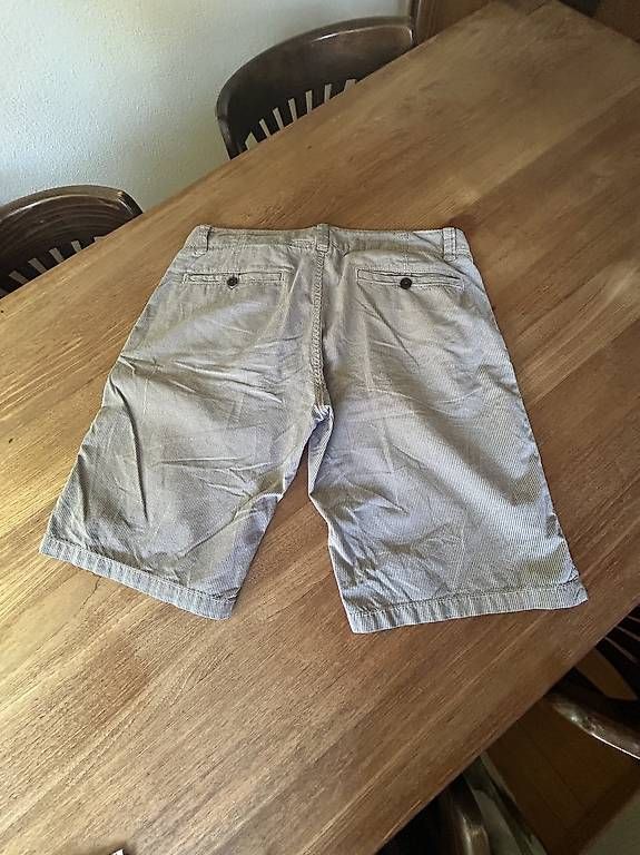 H&M Hosen: Männer Shorts Gr. W32 – Gebraucht aus Zürich von elg_rqw7 1