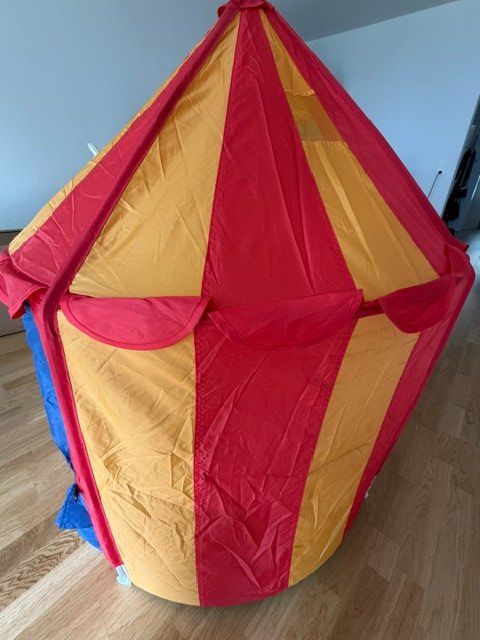 Alri letti & mobili per bambini: Kinder Zirkuszelt 100cm/130cm – Usato da Wabern venduto da MagdalenaWabern 4