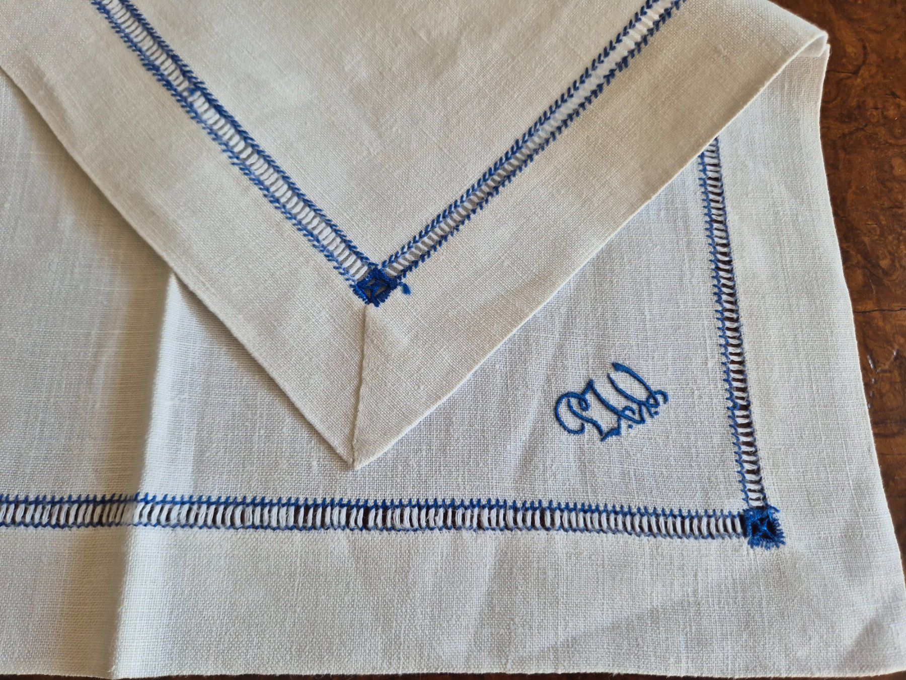 Bettwäsche: Leinen Servietten mit Monogramm 10 Stk. – Gebraucht aus Bern von aronari 5