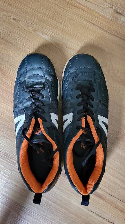 Scarpe per ragazzi: Hallenturnschuhe Gr. 40 – Usato da Rorschacherberg venduto da Maku007