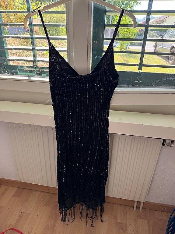 Vestiti: Paillettenkleid – Usato da Benken ZH venduto da mar_5d2w 1