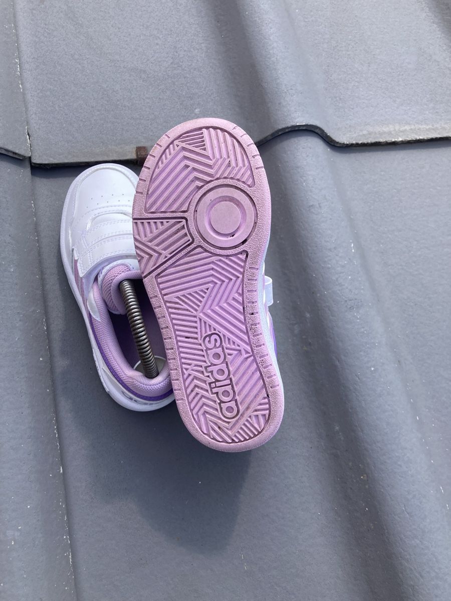 Adidas Scarpe per ragazze: Adidas – Nuovo (secondo la descrizione) da Dompierre FR venduto da matmath 4