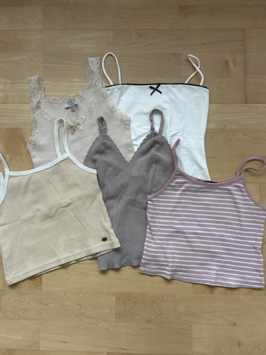 Kleiderpakete & -sets: 5 Sommer Tops im Set – Gebraucht aus Belp von jul_jws6