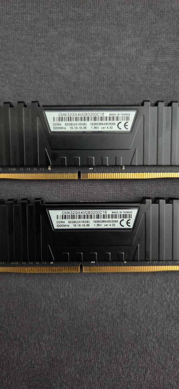 Corsair Memoria / RAM: 32GB DDR4 Vengeance 3200MHz – Usato da Zihlschlacht venduto da vogelgrip 1