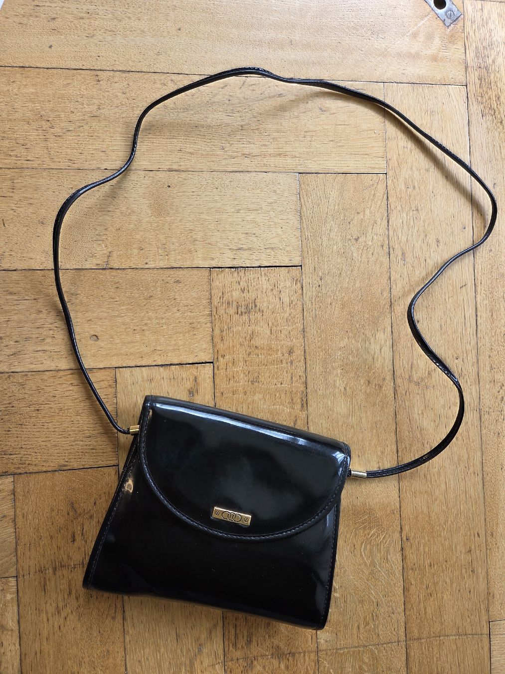 Taschen für Damen: Sac vintage verni noir – Gebraucht aus Territet von Cenh 3