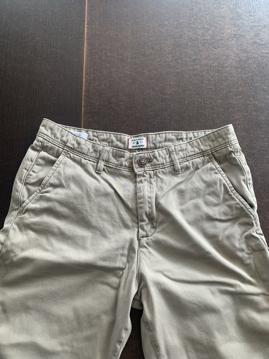 Jack & Jones Hosen: Short Jack&Jones taille S – Gebraucht aus Domdidier von qatar1973 1