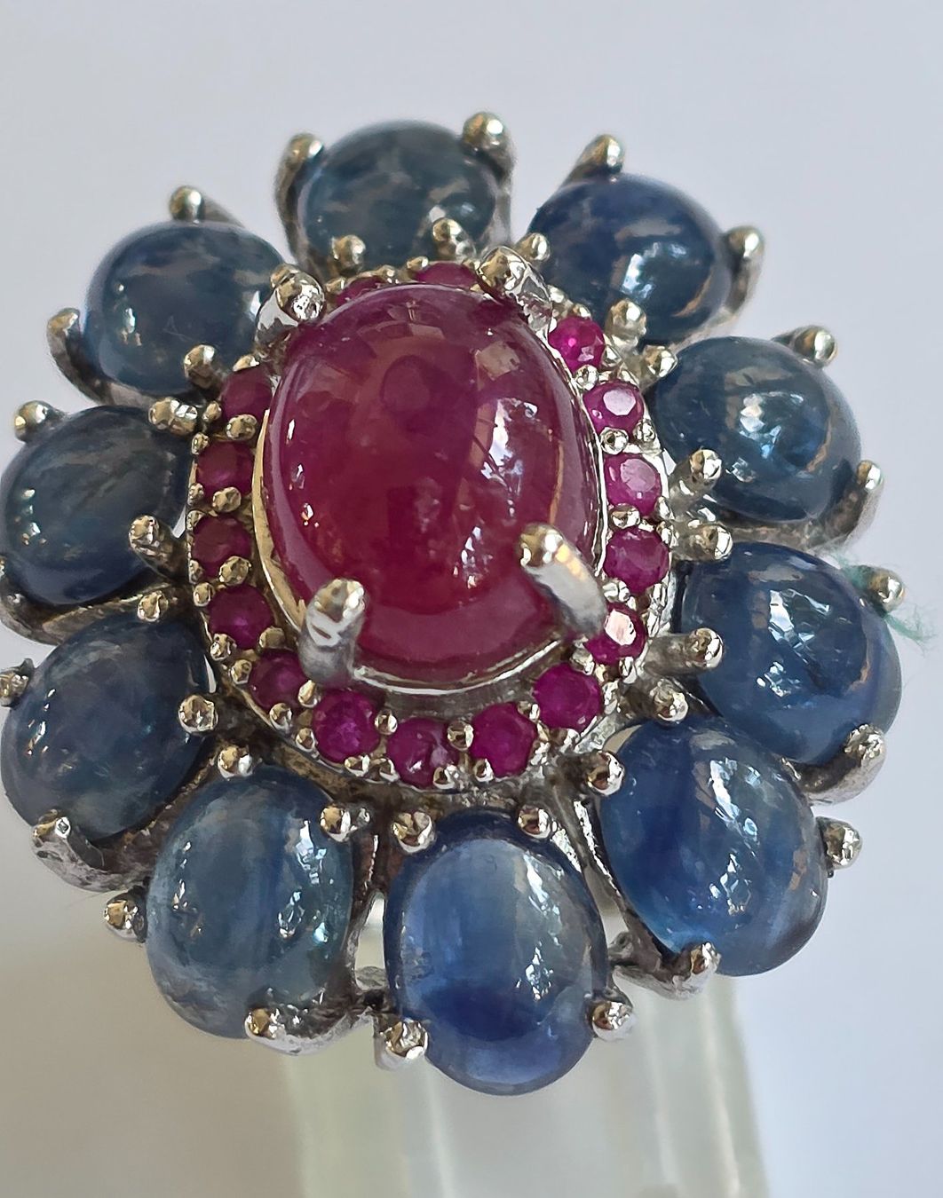 Anelli: Ring mit Rubin und Saphiren Silber Grösse 58 – Nuovo (secondo la descrizione) da Zürich venduto da benedikt12 7