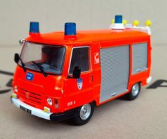 Peugeot J9 1981-1991 "VSR BBP Feuerwehr Lagny rot / grau /