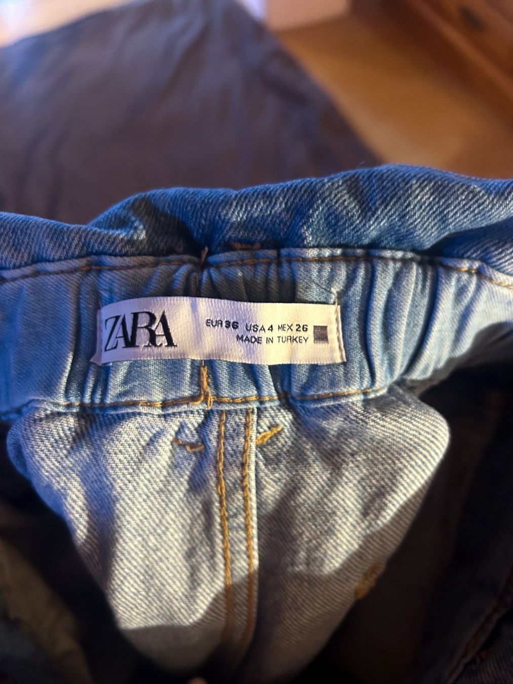 Zara Pantalons: Shorts – D'occasion à Oberurnen par carinalobnig 2