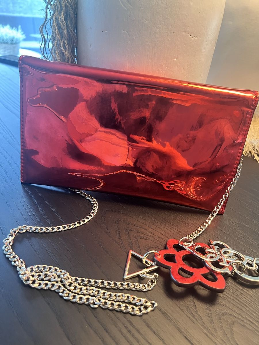 Guess Borse da donna: Guess Tasche rot  – Usato da Hinwil venduto da dire07 1