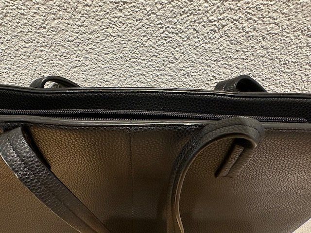 Borse da donna: Handtasche schwarz – Usato da Interlaken venduto da joe-luzern 1