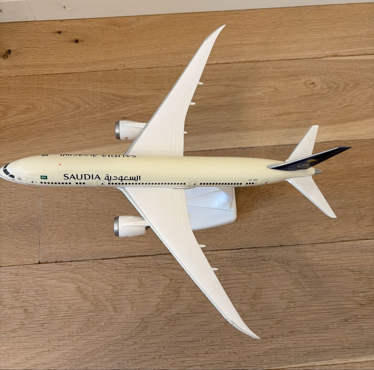 Kit di modellismo & Modellini statici: Modellflugzeug SAUDIA HZ-ARA Dream Liner – Nuovo (secondo la descrizione) da Stäfa venduto da jgw007 5