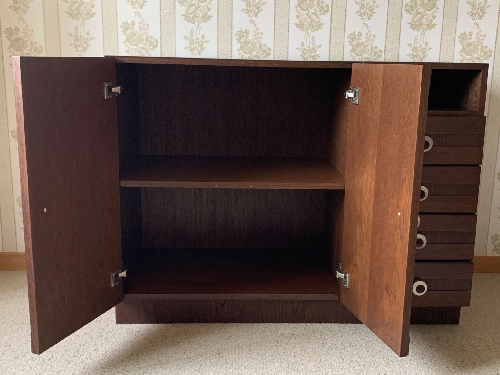 Pfister Cassettiere: Top komfortable Kommode mit Schubladen und Türchen, Möbel – Nuovo (secondo la descrizione) da Auenstein venduto da mar_8mxd 1