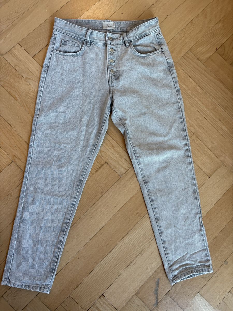 Jeans: Jeans Orta taille M – D'occasion à Lausanne par france.guillermin