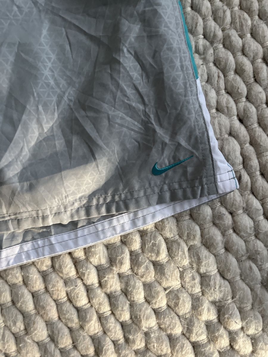 Nike Pantaloni: Nike Badehose Grau/Türkis, Grösse XL – Nuovo (secondo la descrizione) da Burgdorf venduto da Rico340 1