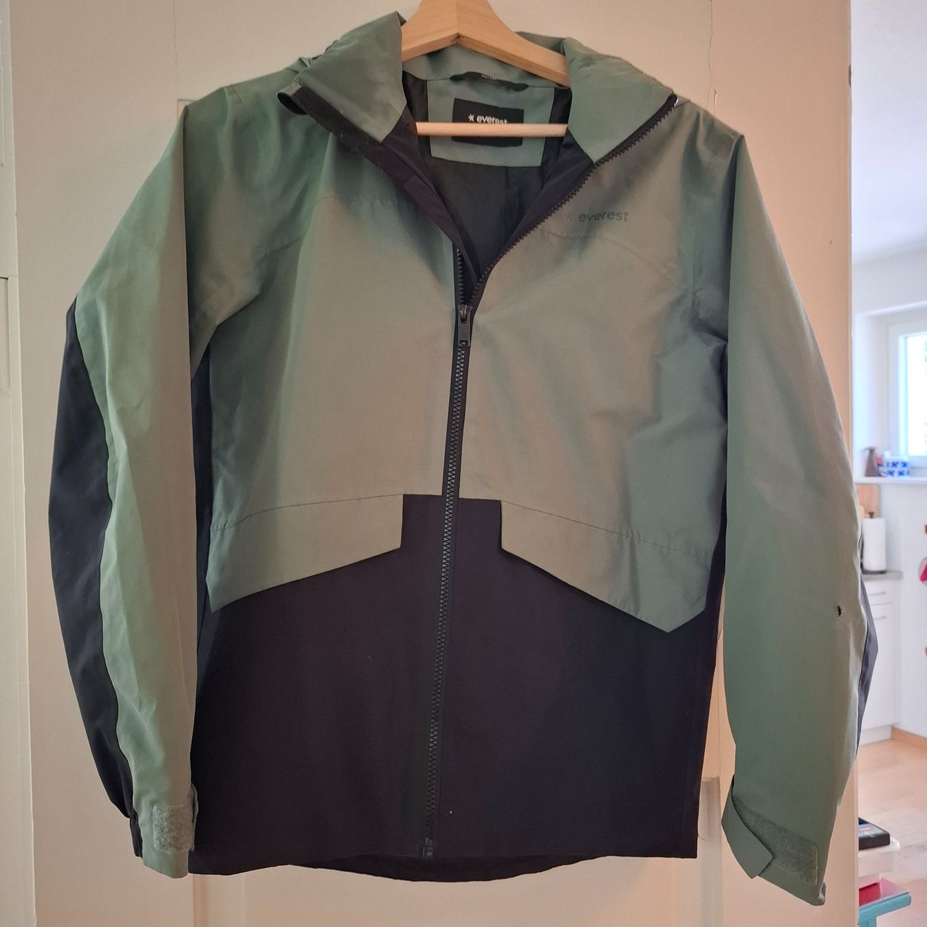 Everest Giacche & Cappotti: Jungs Herbstjacke Everest – Usato da Zürich venduto da hthorn
