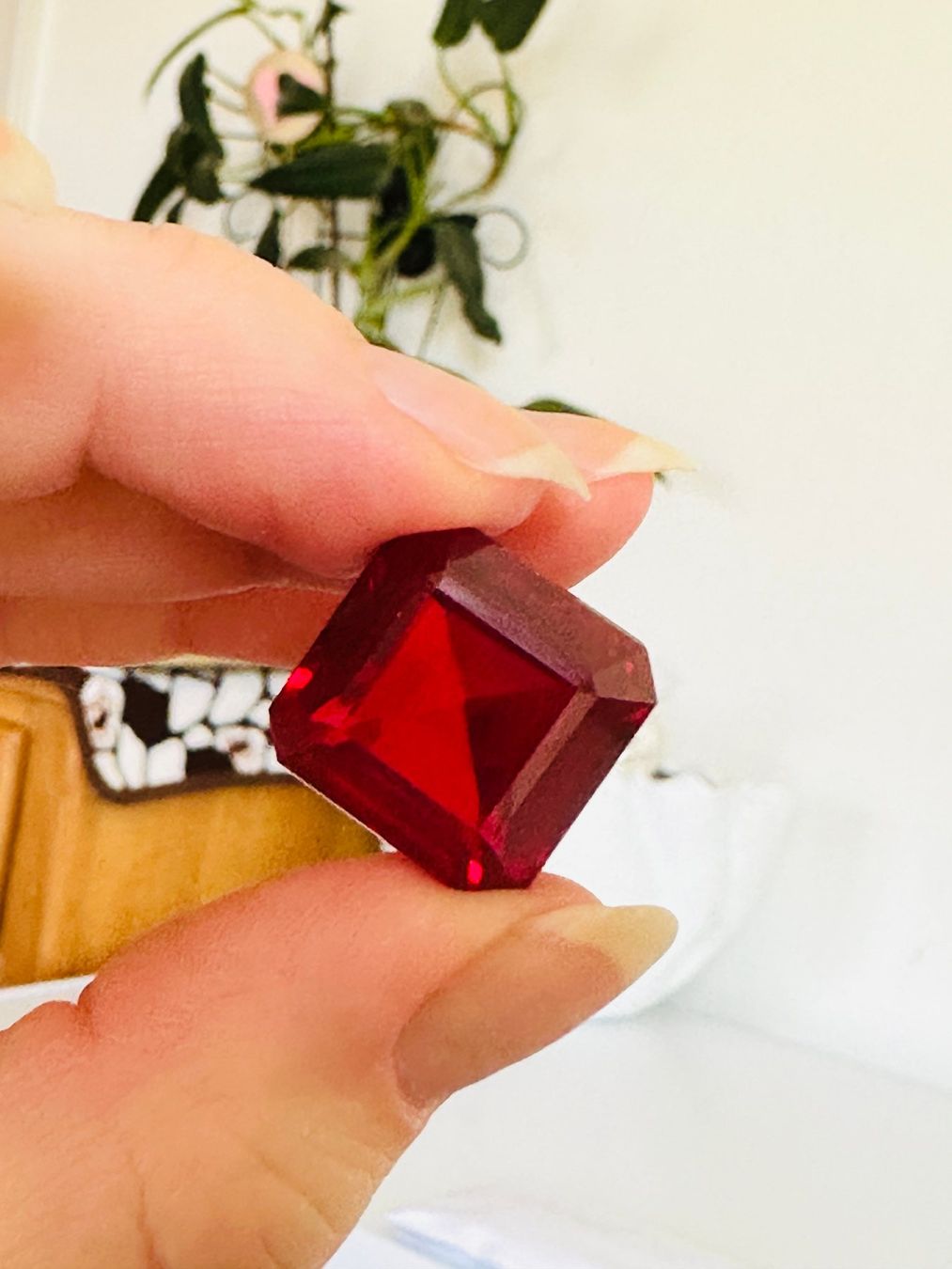 Pietre preziose: Certified 33.40 Ct – Nuovo e nell'imballaggio originale da Genève venduto da AWWA 6