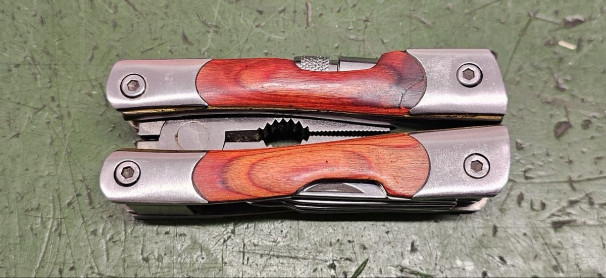 Tutti gli attrezzi: Multitool mir Holzgschale, neuwertig – Usato da Burgdorf venduto da gbergler33 4