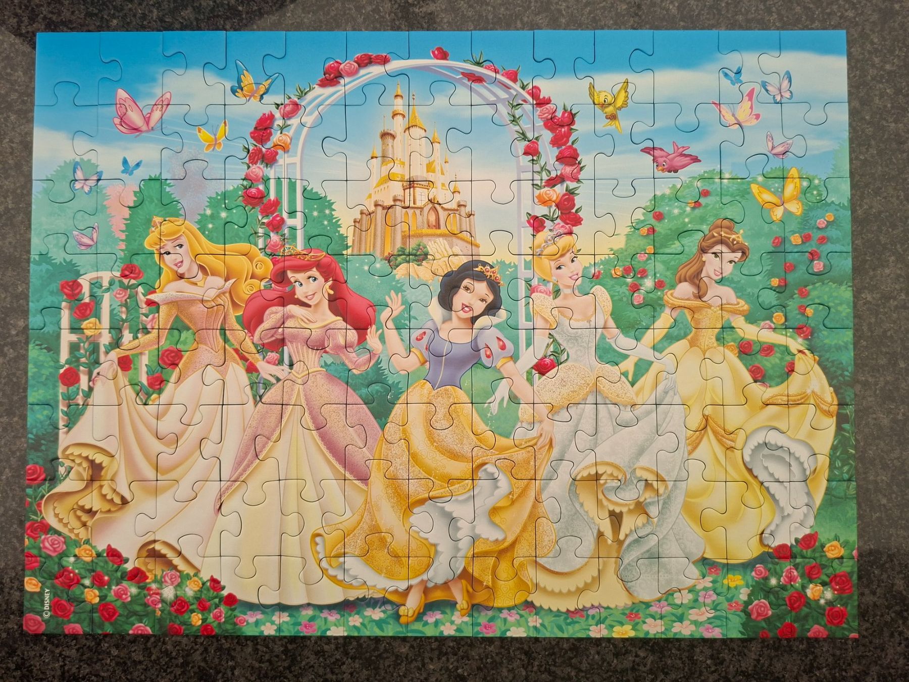 Ravensburger Puzzles: Ravensburger; Puzzle "Funkelnde Prinzessinnen" 100-teilig – Gebraucht aus Boniswil von Totomat-Lady2 1