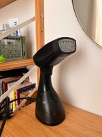 Dampfglätter / clothes steamer