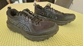 ASICS Damenlaufschuhe mit Gelsohle, Grösse 41.5