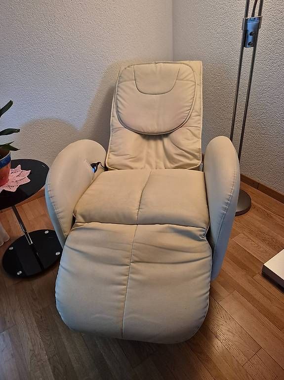 Poltrone: Massagestuhl – Usato da Dottikon venduto da Strizzi15 2