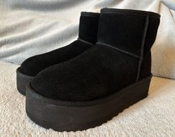 UGG Platform Boots, Gr. 39, sehr schick